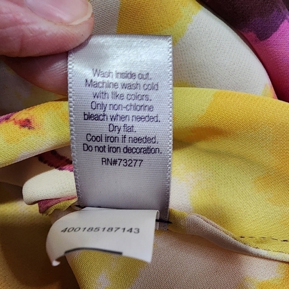 3/$25 Jennifer Lopez High-Low Abstract Halter Maxi Dress - Small - Picture 12 of 14